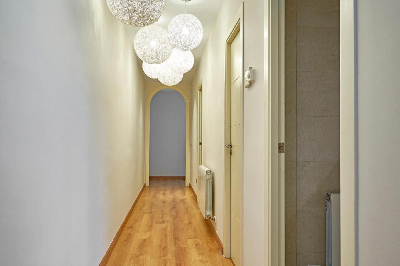 Barcelona Sants Station Apartments Экстерьер фото