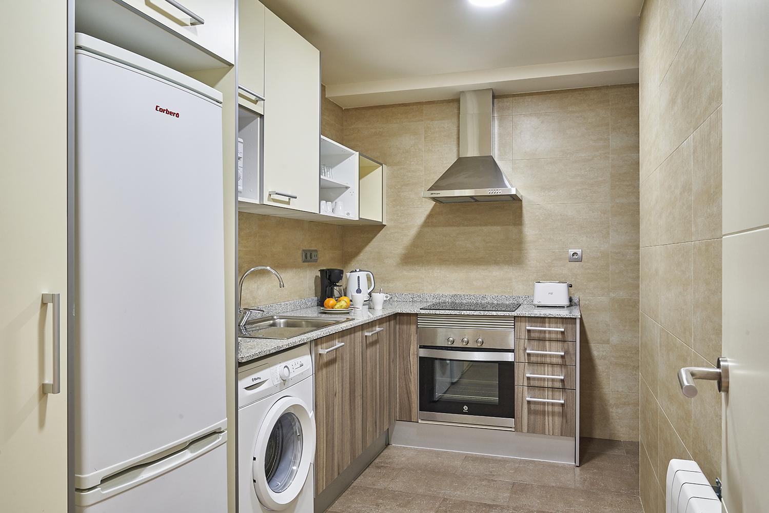 Barcelona Sants Station Apartments Экстерьер фото