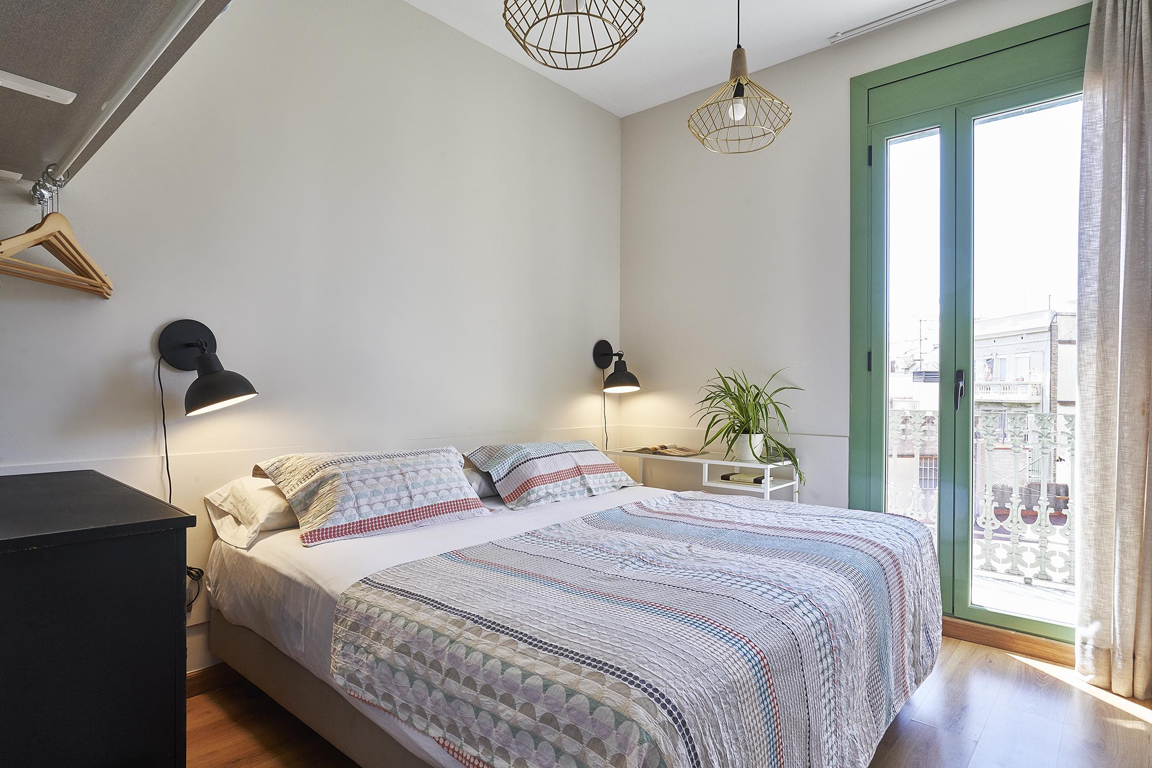Barcelona Sants Station Apartments Экстерьер фото